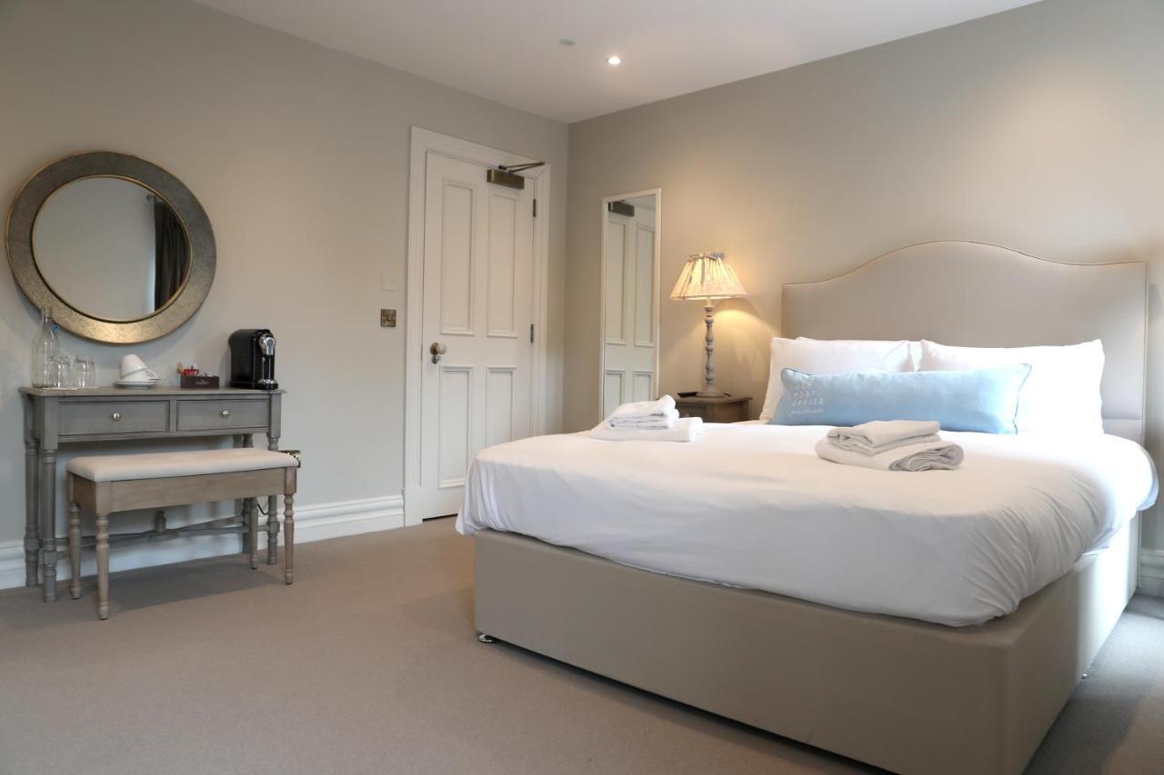 Hotel Old Post Office Slane Esterno foto