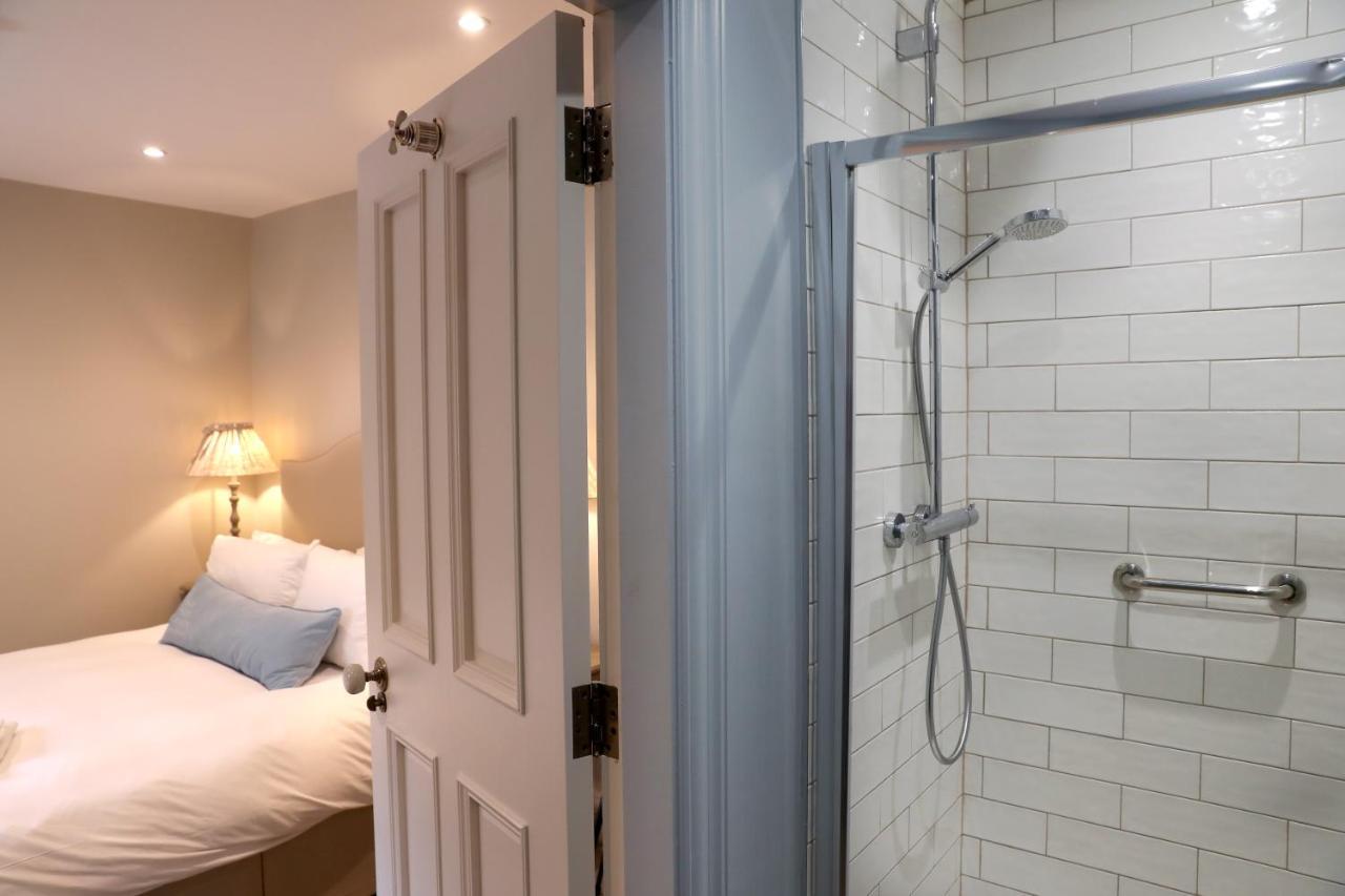 Hotel Old Post Office Slane Esterno foto