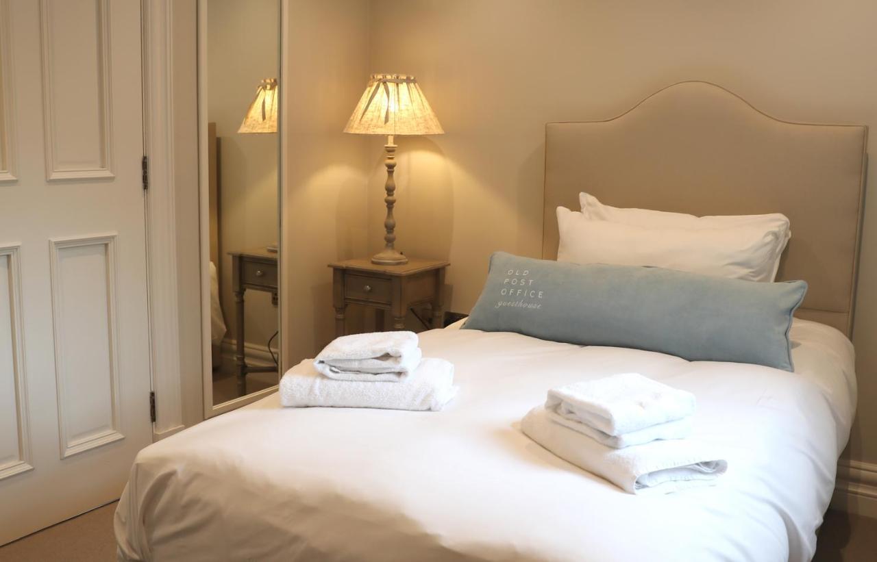 Hotel Old Post Office Slane Esterno foto